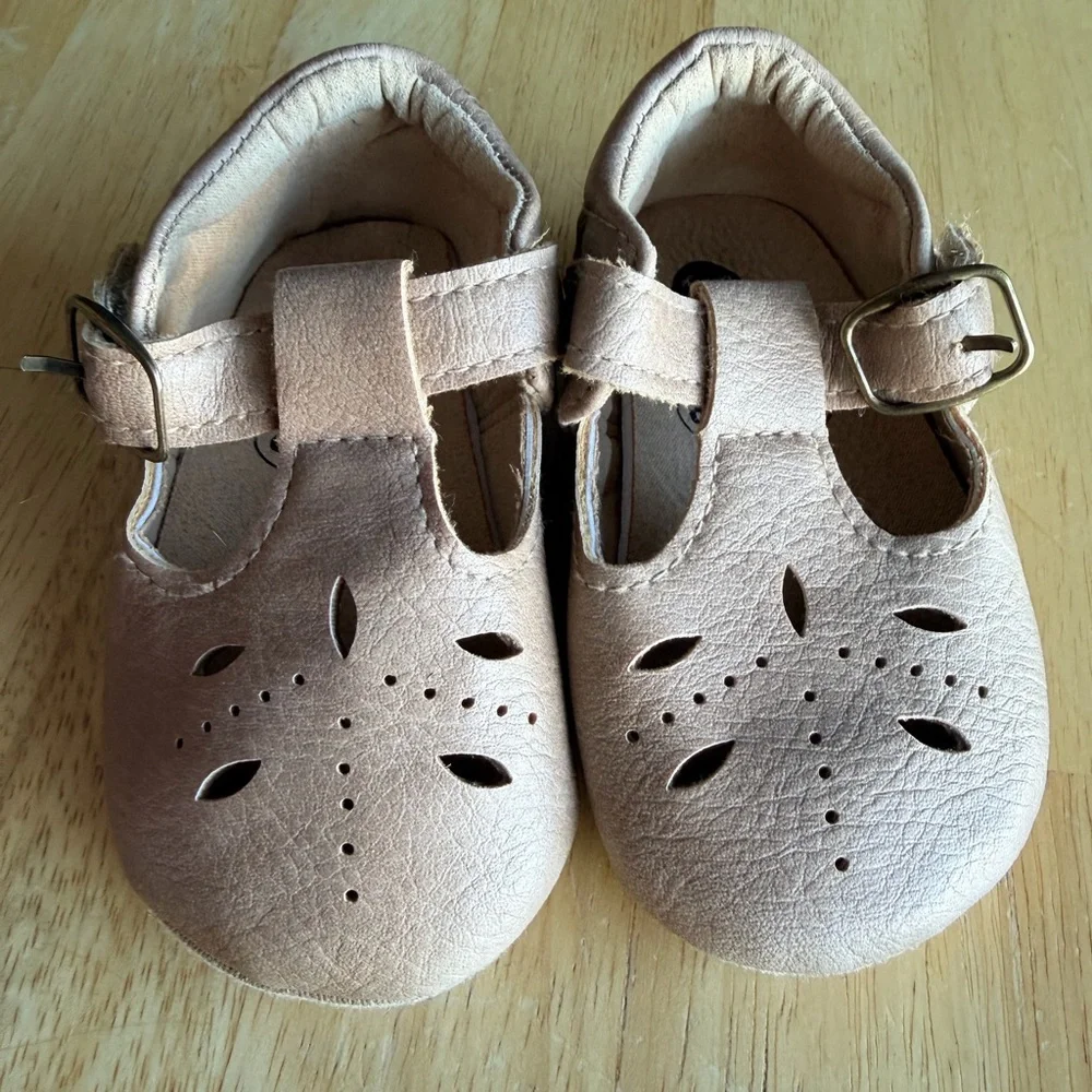 Baby Mary Jane Shoes Tan Faux Leather Cutout T-Strap Soft Sole Infant